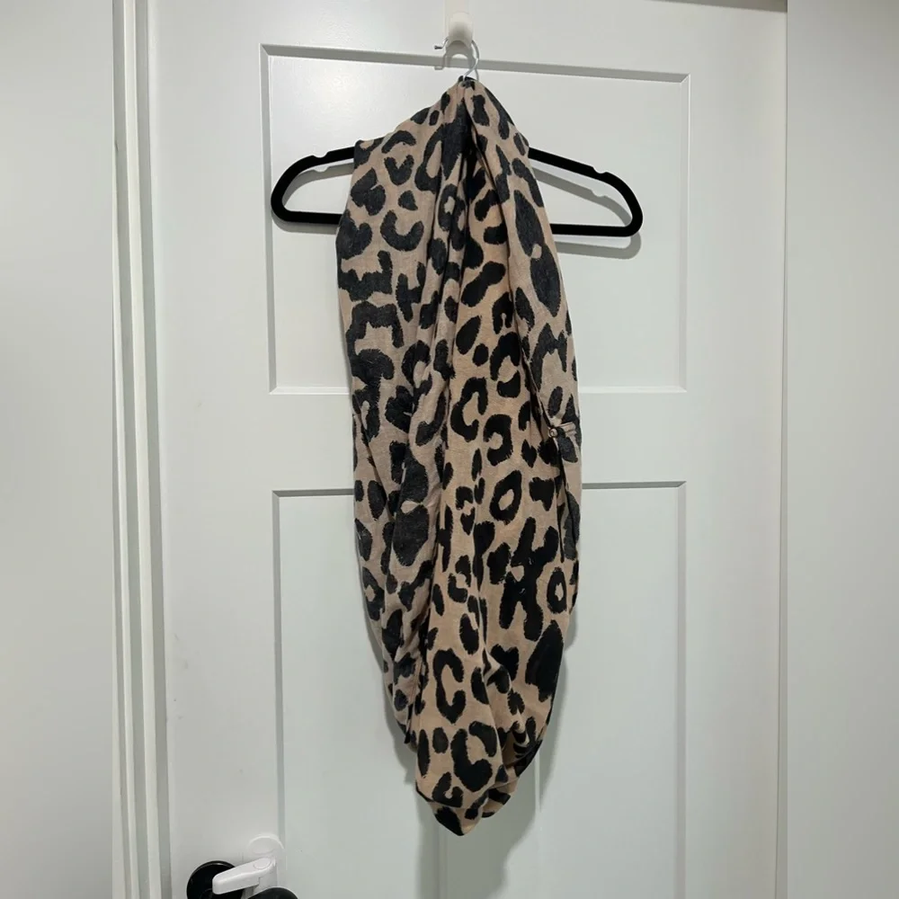 Infinity scarf - Picture 1 of 1